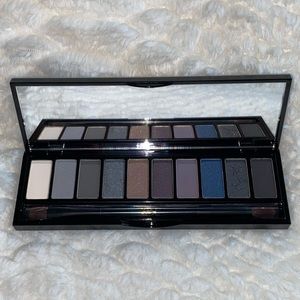 Yves Saint Laurent Eyeshadow